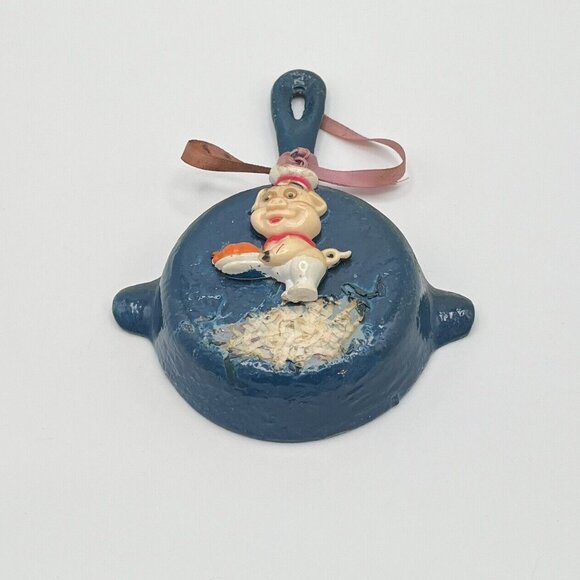 Vintage HOLT Painted Blue Mini Cast Iron Skillet Fry Pan Decorative Pig Ribbon - Picture 2 of 6